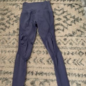 Alphalete aero leggings